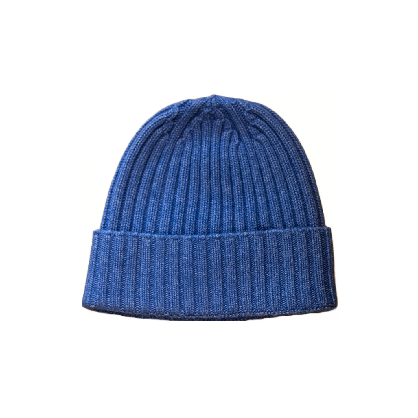 Cappello a costine in cashmere e lana color blu zaffiro di Vittoria Cashmere. Made in italy.